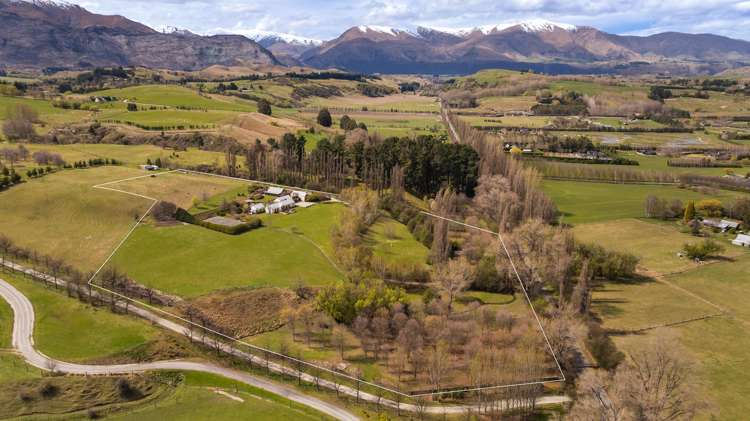 21 Speargrass Flat Road_1