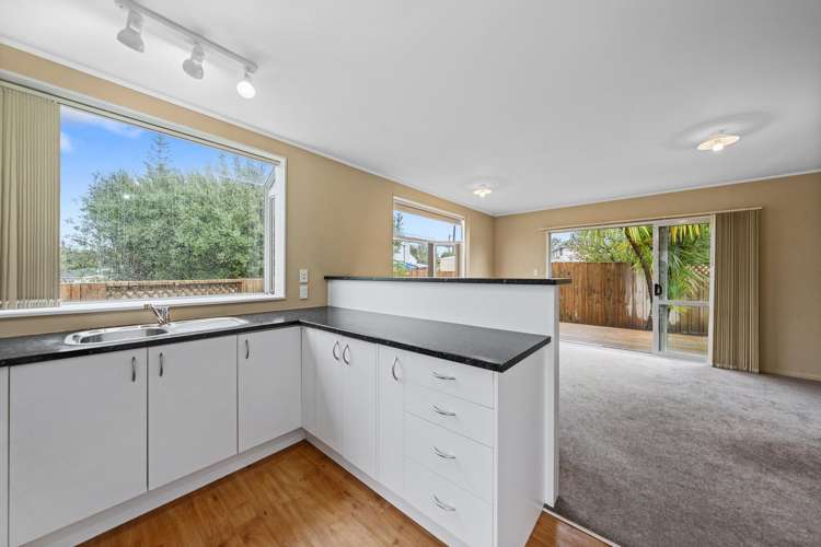 3 Poto Street Te Atatu South_17