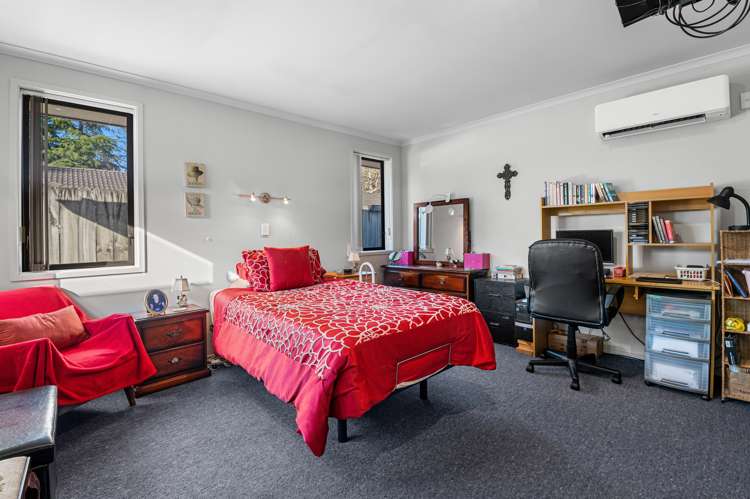 8 Riverholm Drive Mangakakahi_11