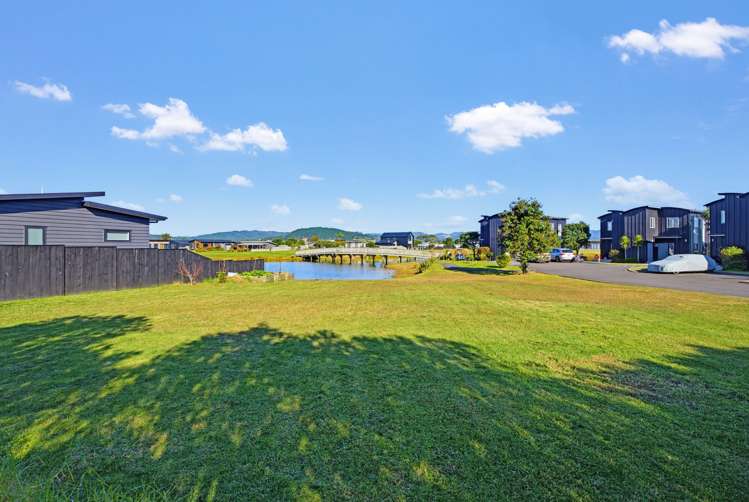 102 The Fairway Matarangi_5
