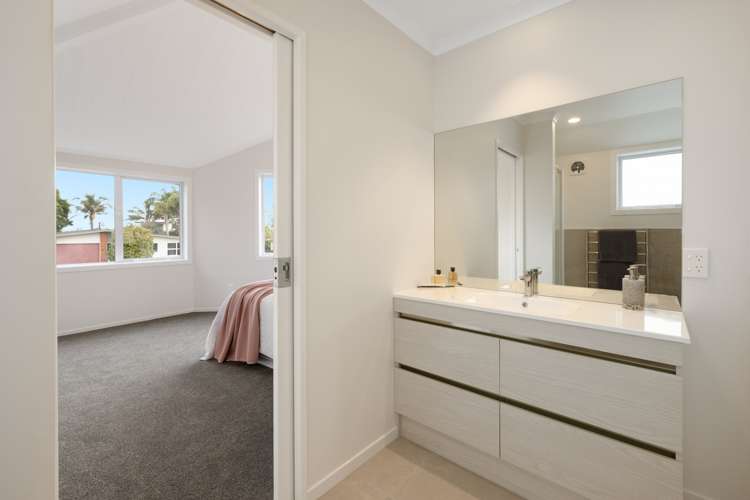 8a Dysart Road Otumoetai_15