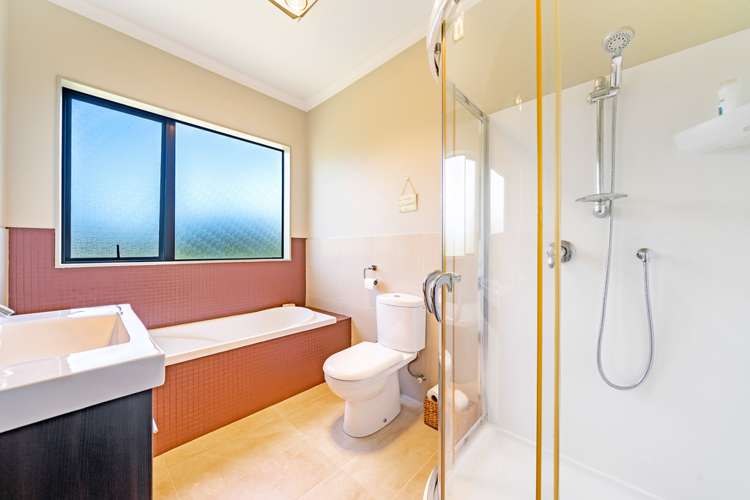 11 Percy Kinsman Crescent Riverstone Terraces_14