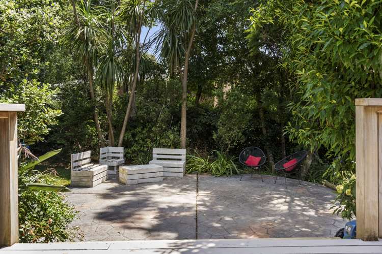 66 Gledstane Road Stanmore Bay_19