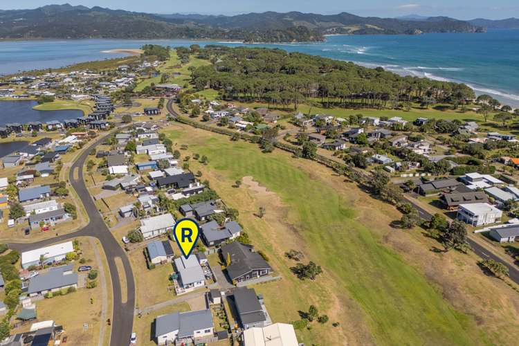 147 The Fairway Matarangi_18