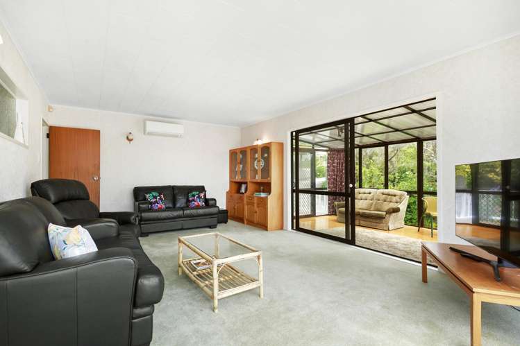 63 Holland Street Wainuiomata_3