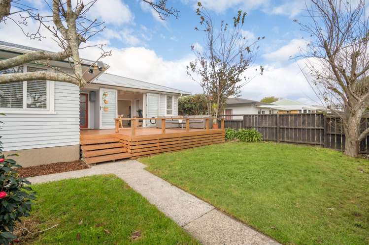 15A Queen Road_1