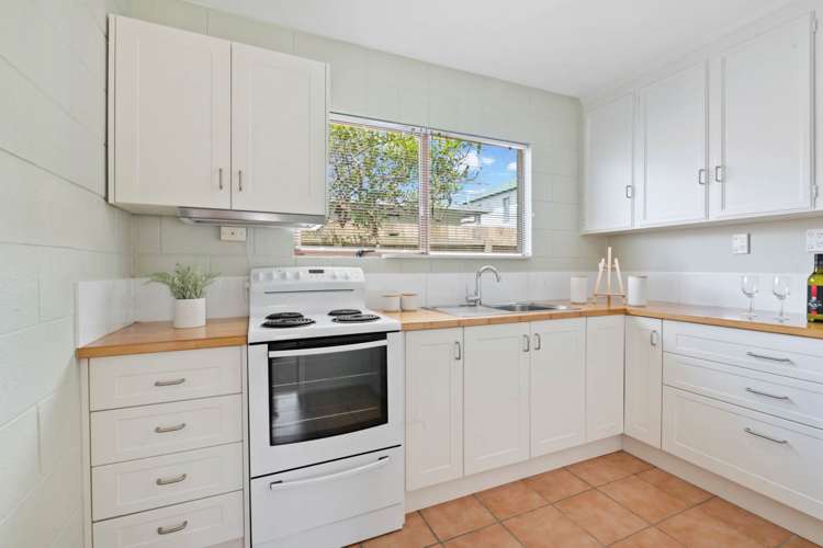 3/772 Beach Road Browns Bay_7