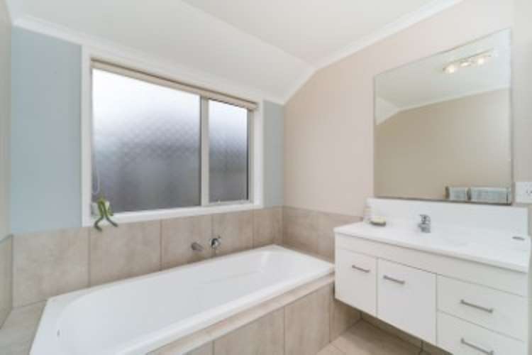 10 MacDonald Heights 10643_11