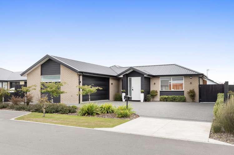 4 Hollard Crescent_0