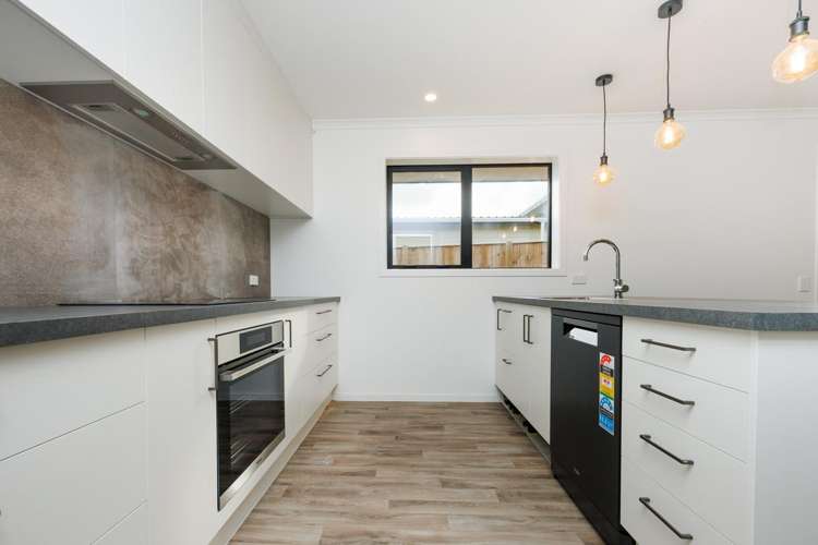 9 Rayner Lane Marton_14