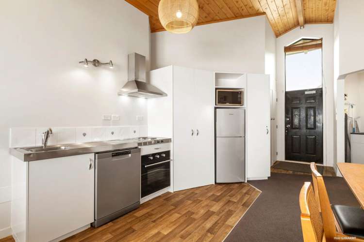 6/685 Karioitahi Road Waiuku_5