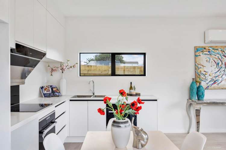 63a Flanshaw Road Te Atatu South_11