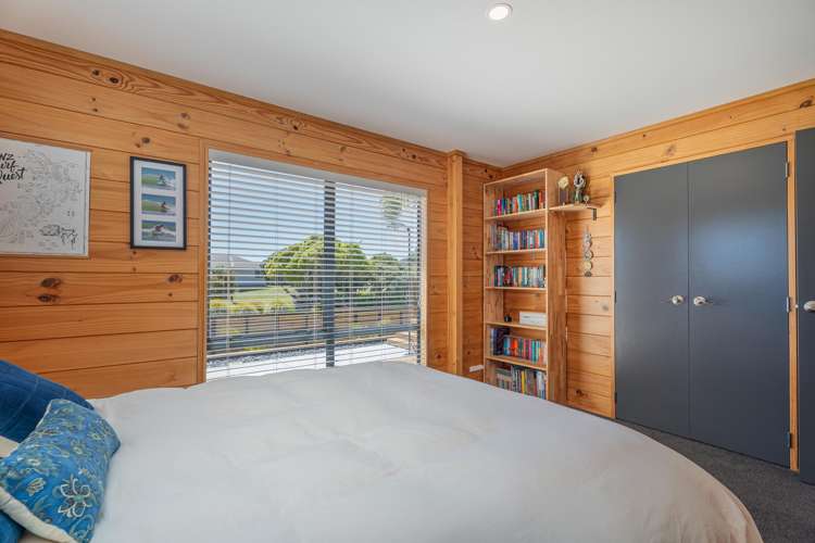 114 Kauri Crescent Matarangi_22
