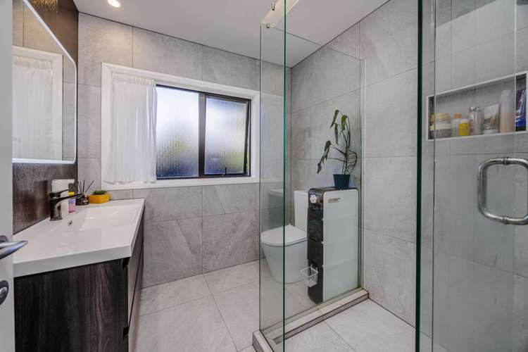 58 Churchill Road Cockle Bay_28