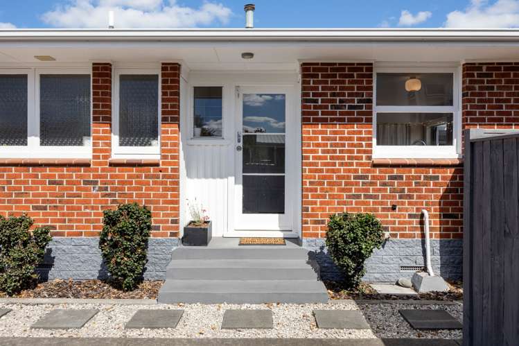 749B River Road Chartwell_19