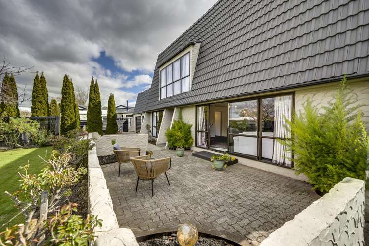 14 Bassett Place Taradale_18