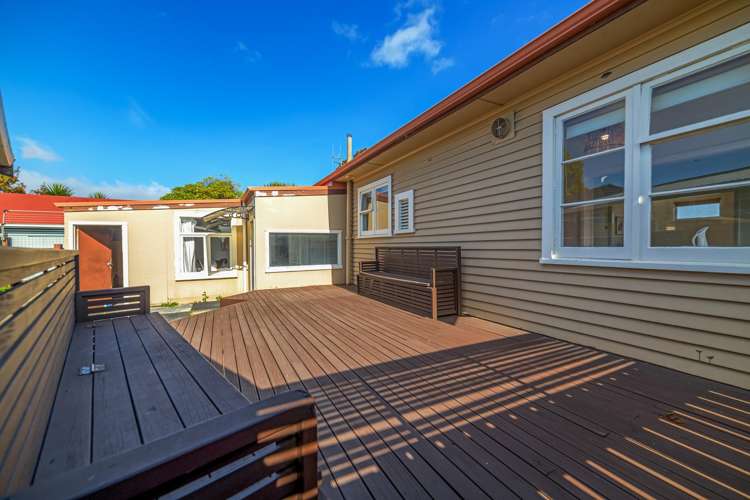 327 Botanical Road West End_14