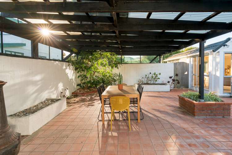 113 Field Way Waikanae Beach_13
