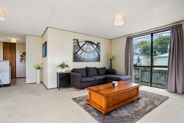 1/13 Grimshaw Place Henderson_2