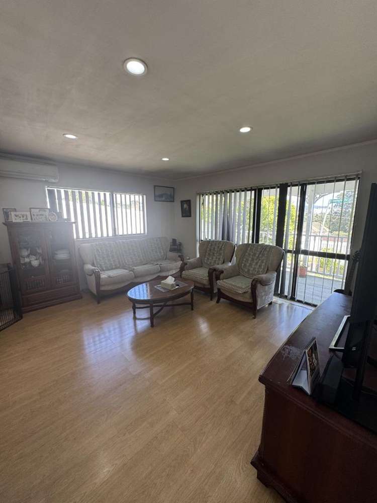 68 Newington Road Henderson_3