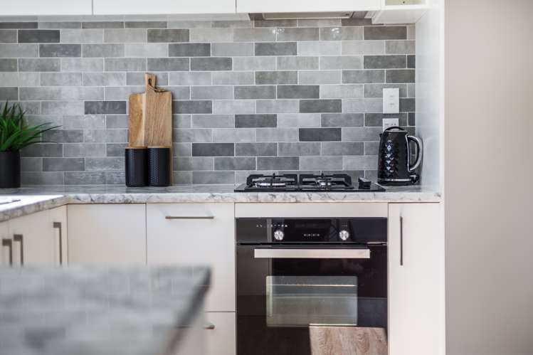 16 Mcmanaway Grove Stokes Valley_3