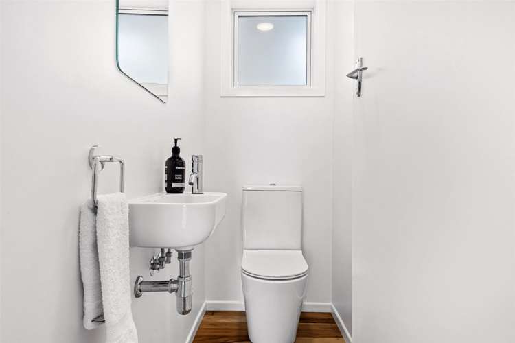 1/15 Ludlow Terrace Totara Vale_18