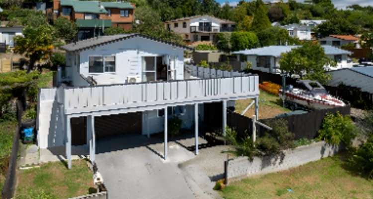 82 Laurence Street North_0