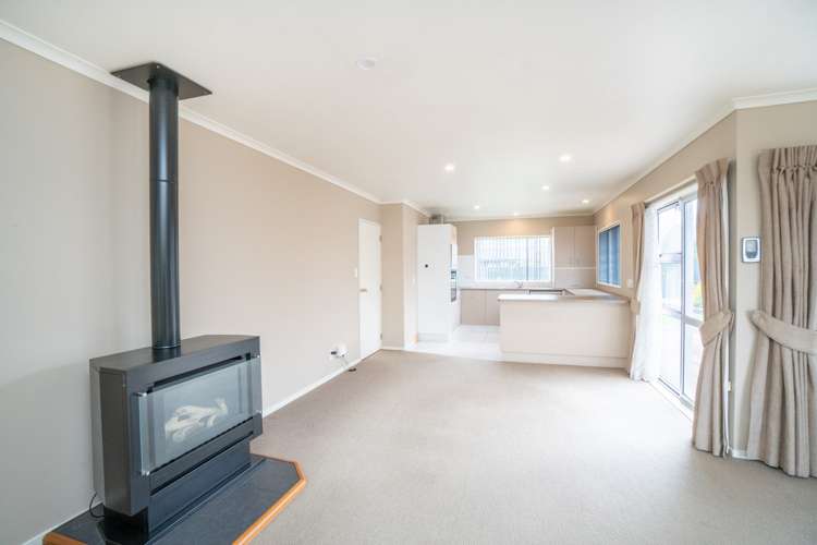 31 Strachan Way Highbury_6