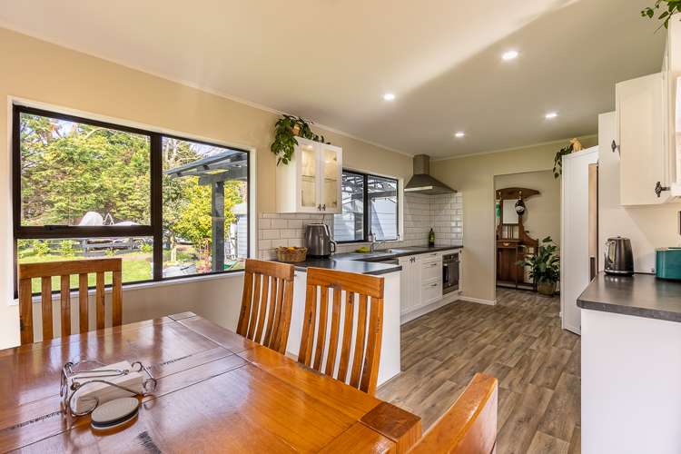 323 Mazengarb Road Paraparaumu_5