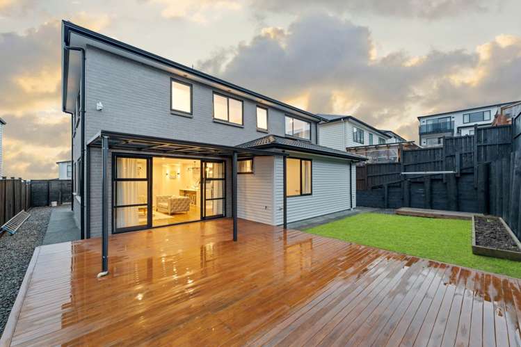 5 Hind Street Flat Bush_24