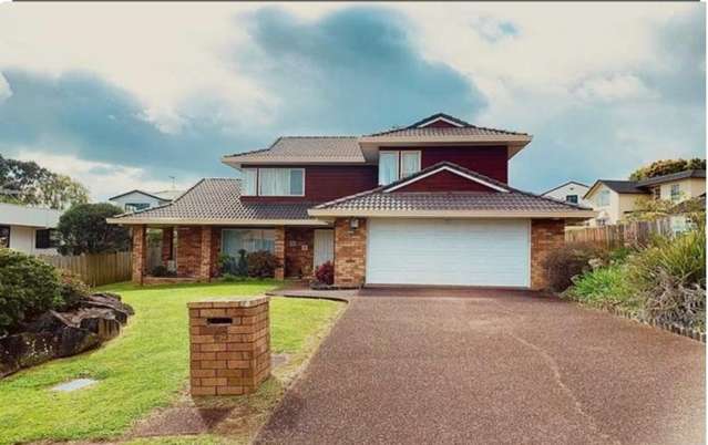 Spacious Family Home in Sought-After Somerville