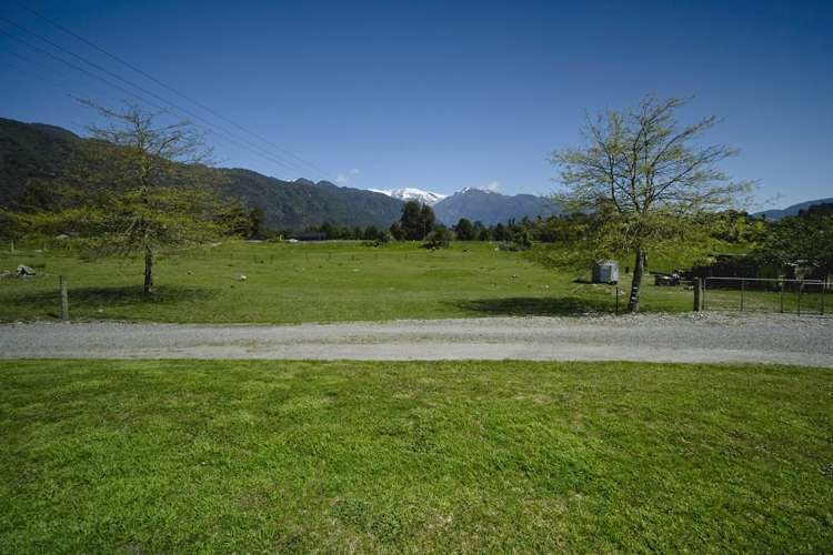 6 Totara Lane Franz Josef Glacier_5