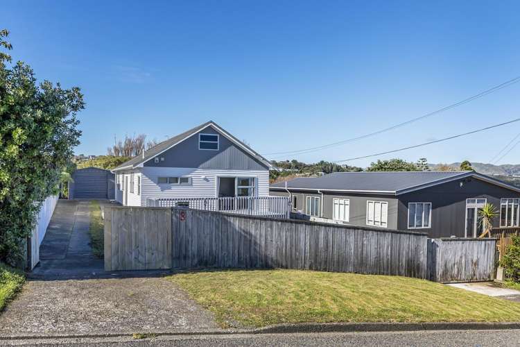 8 Herewini Street Titahi Bay_16