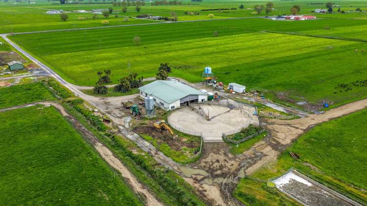 156 Front Miranda Road Waitakaruru_2