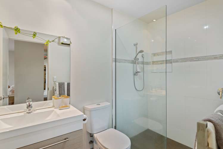 9 Hasendene Drive Lincoln_16