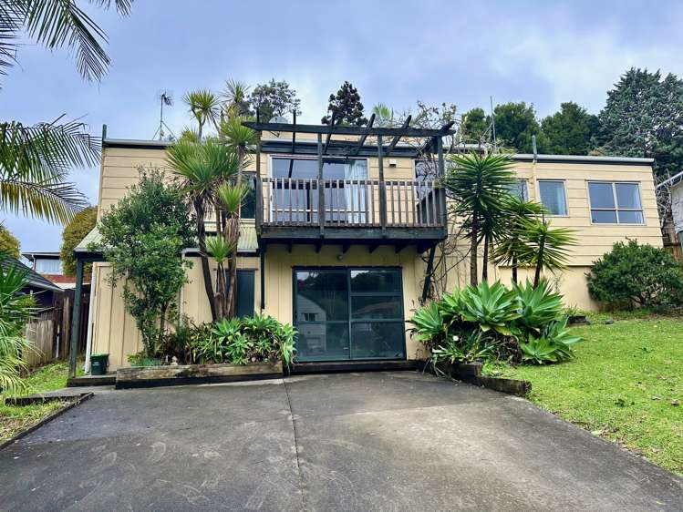 22 Elmira Avenue Browns Bay North Shore City Houses for Rent