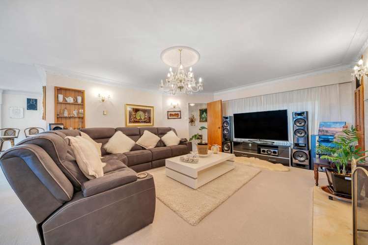 34 & 36 Opou Road Titirangi_8