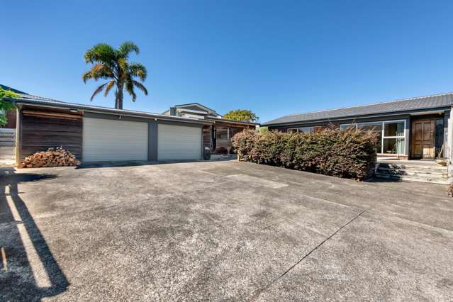 6 Fielding Crescent Farm Cove_2