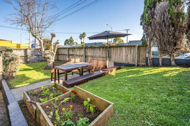 1/886 Dominion Road_1