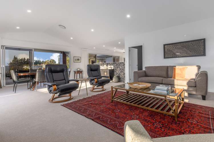 25 Phoenix Palms Grove Levin_8