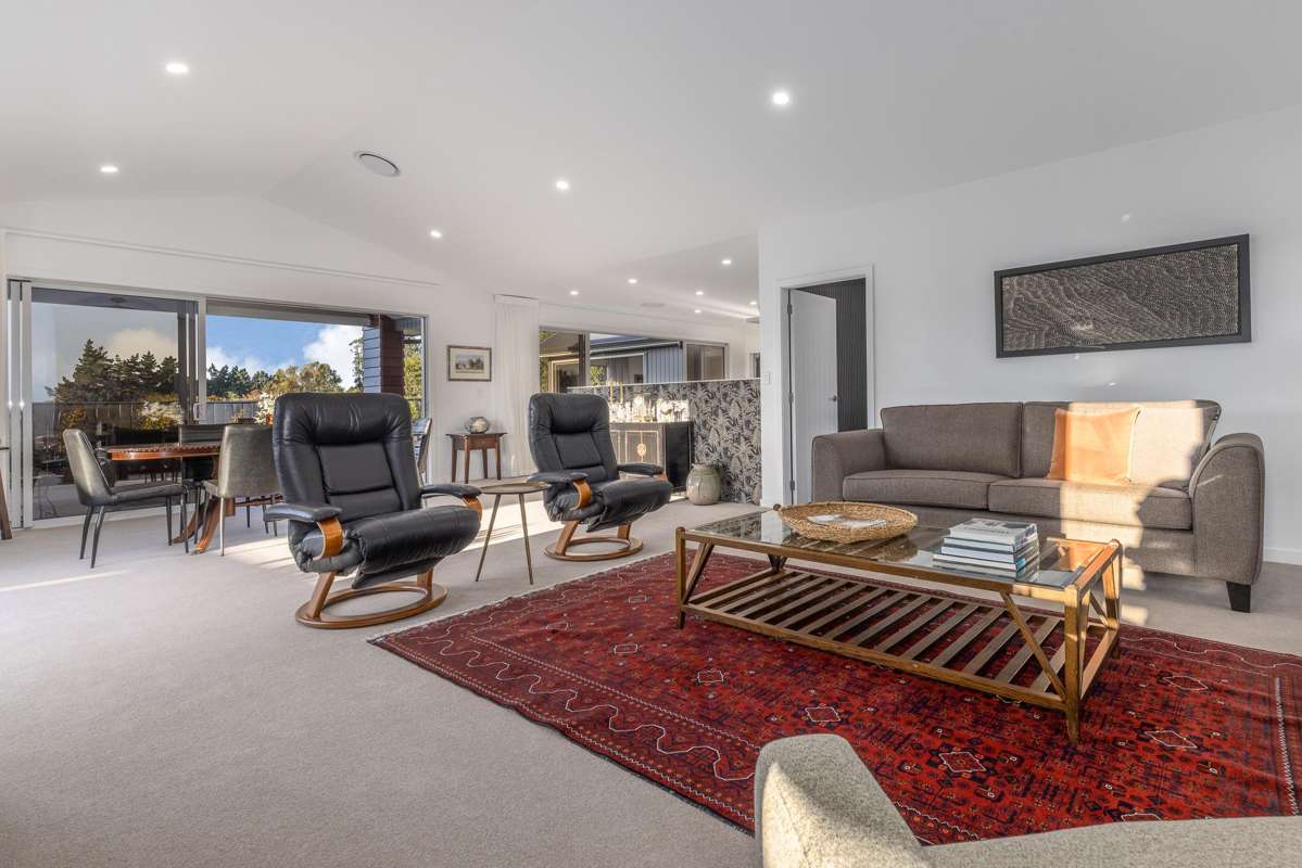 25 Phoenix Palms Grove_4