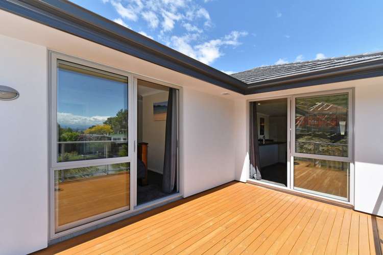 8 Olivias Place Stoke_5