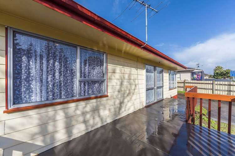 61 Te Irirangi Drive Clover Park_7