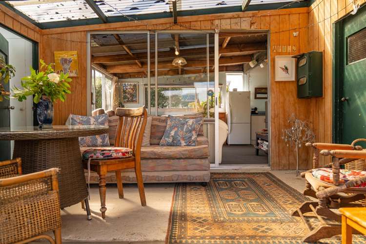 360 Main Road Tairua_14