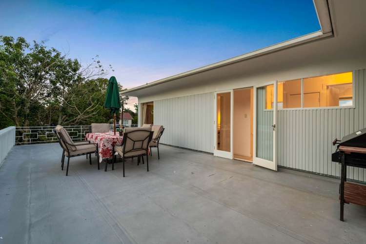 1230 New North Road_4