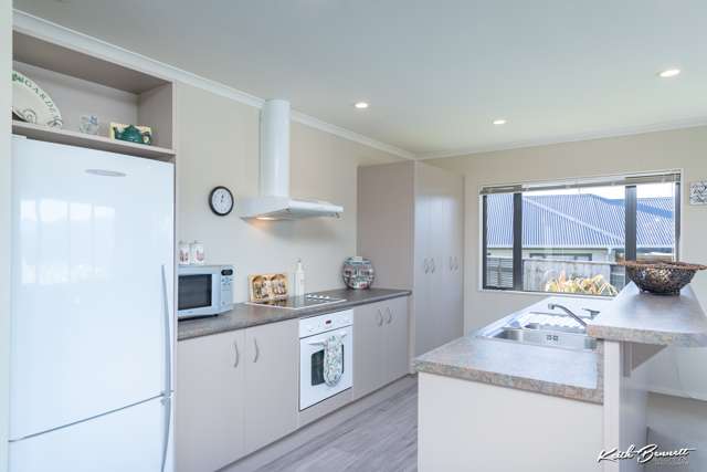 27 James Nairn Grove Riverstone Terraces_4