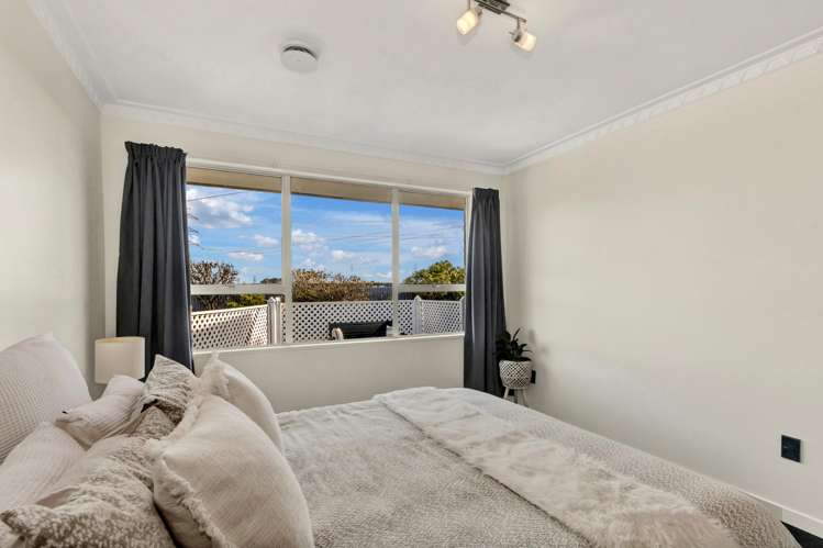 2/52 Mortlake Street Hornby_6