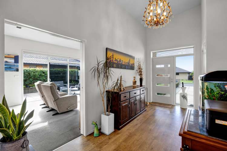 27 Montague Grove Stratford_3