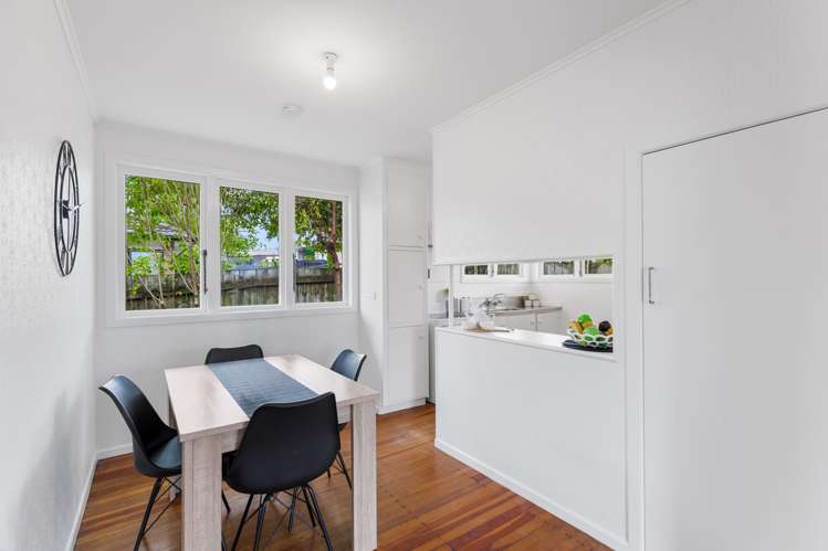 8 Marewa Street Te Atatu South_24