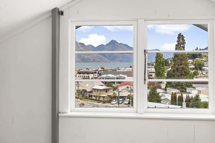 8 Turner Street Queenstown_12